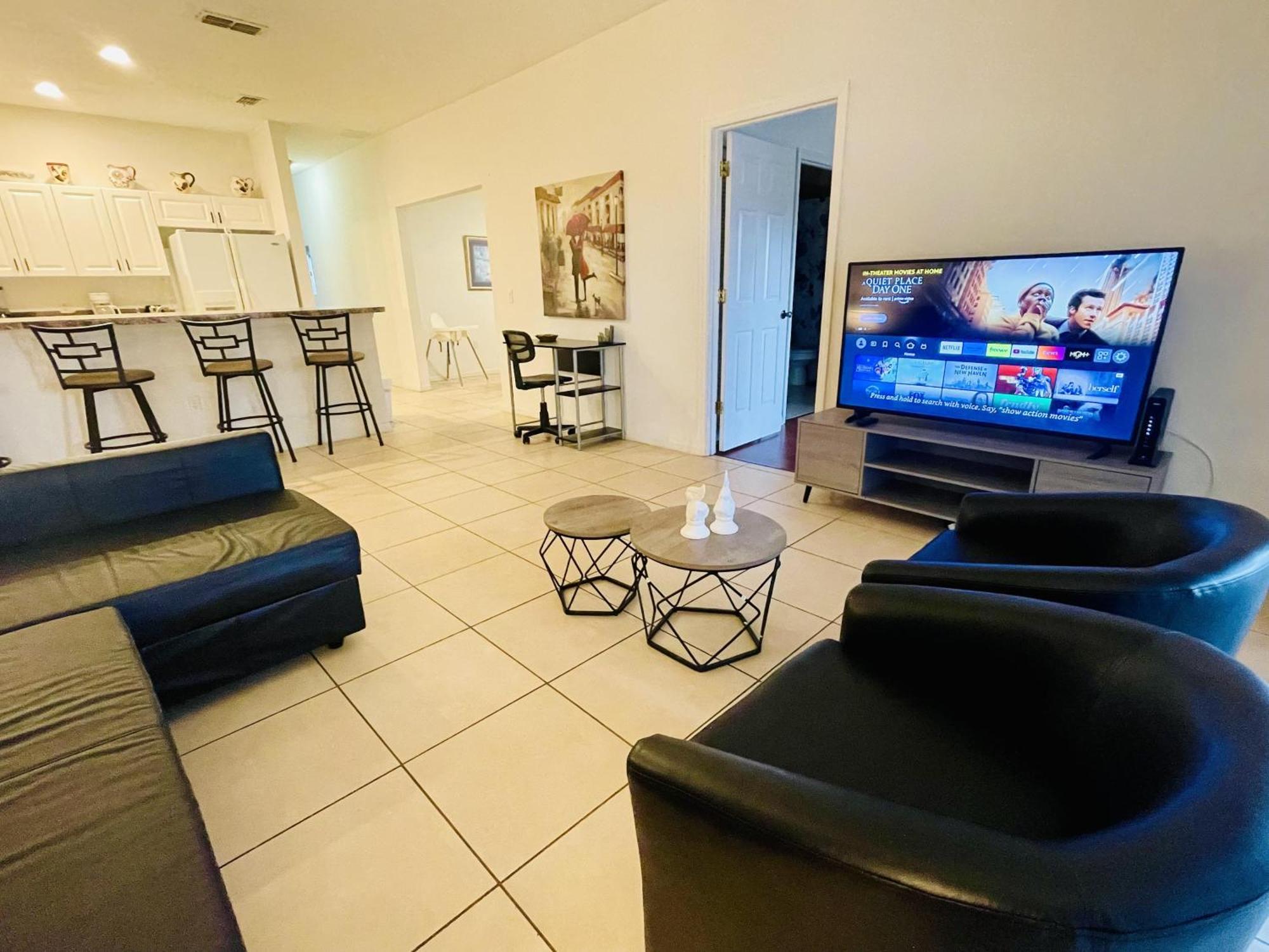 Huge Screened Patio That Overlooks Lake Buck, Near Famous Attractions!! Orlando Exterior photo